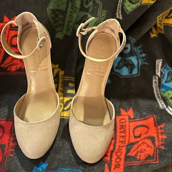 LC Lauren Conrad Shoes - These cute shoes will make any business outfit